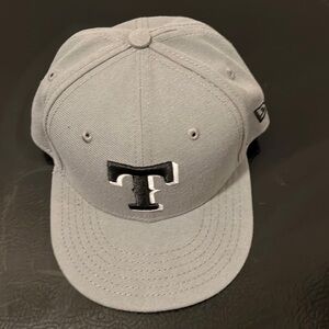 Like New Kids Fitted Texas Rangers New Era Hat Size 6 1/2
